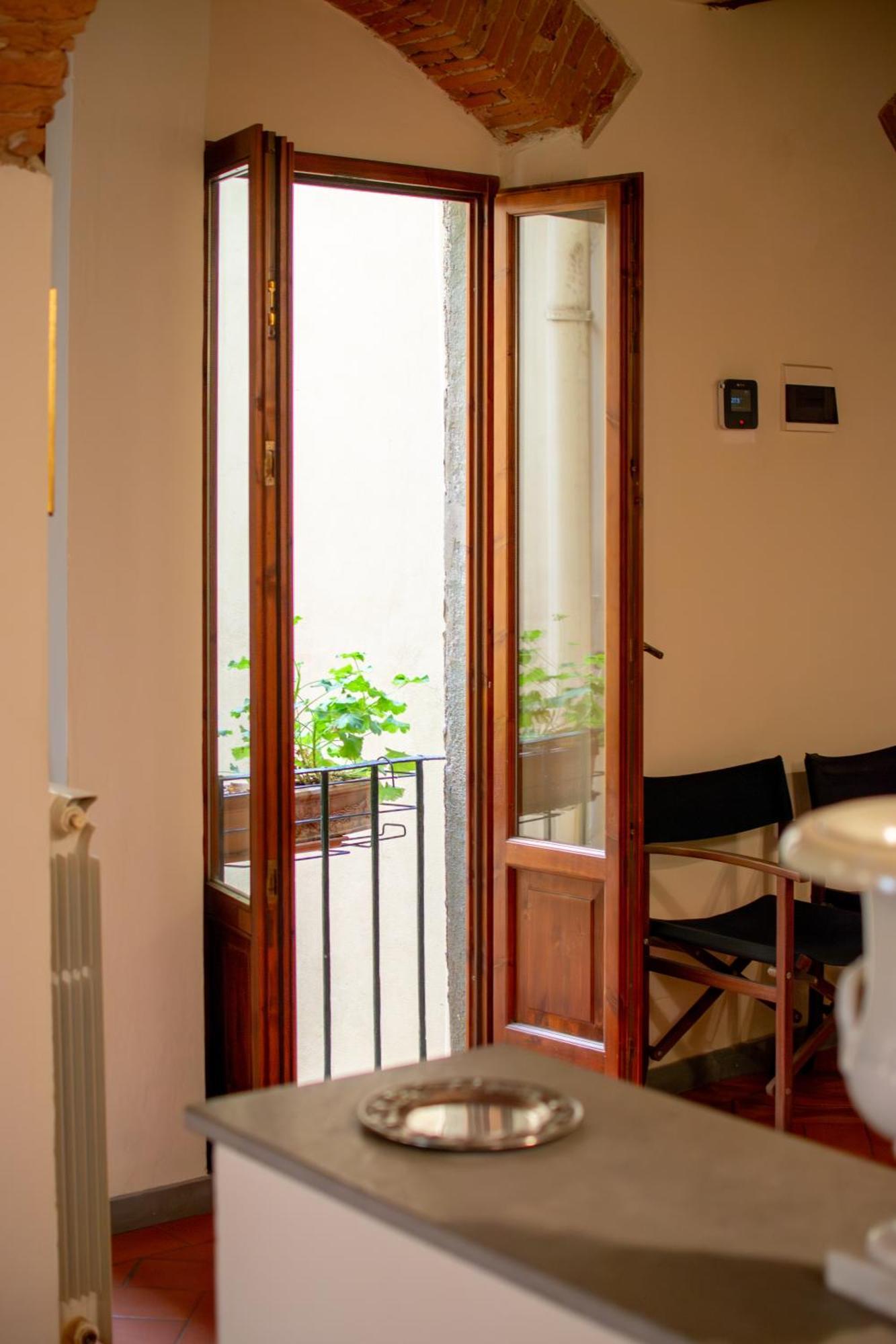 Central And Quiet Apartment Florença Exterior foto